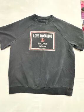 Love Moschino men’s short sleeve sweatshirt